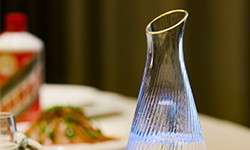 拓璞智能醒酒器——以小细节助力大幸福